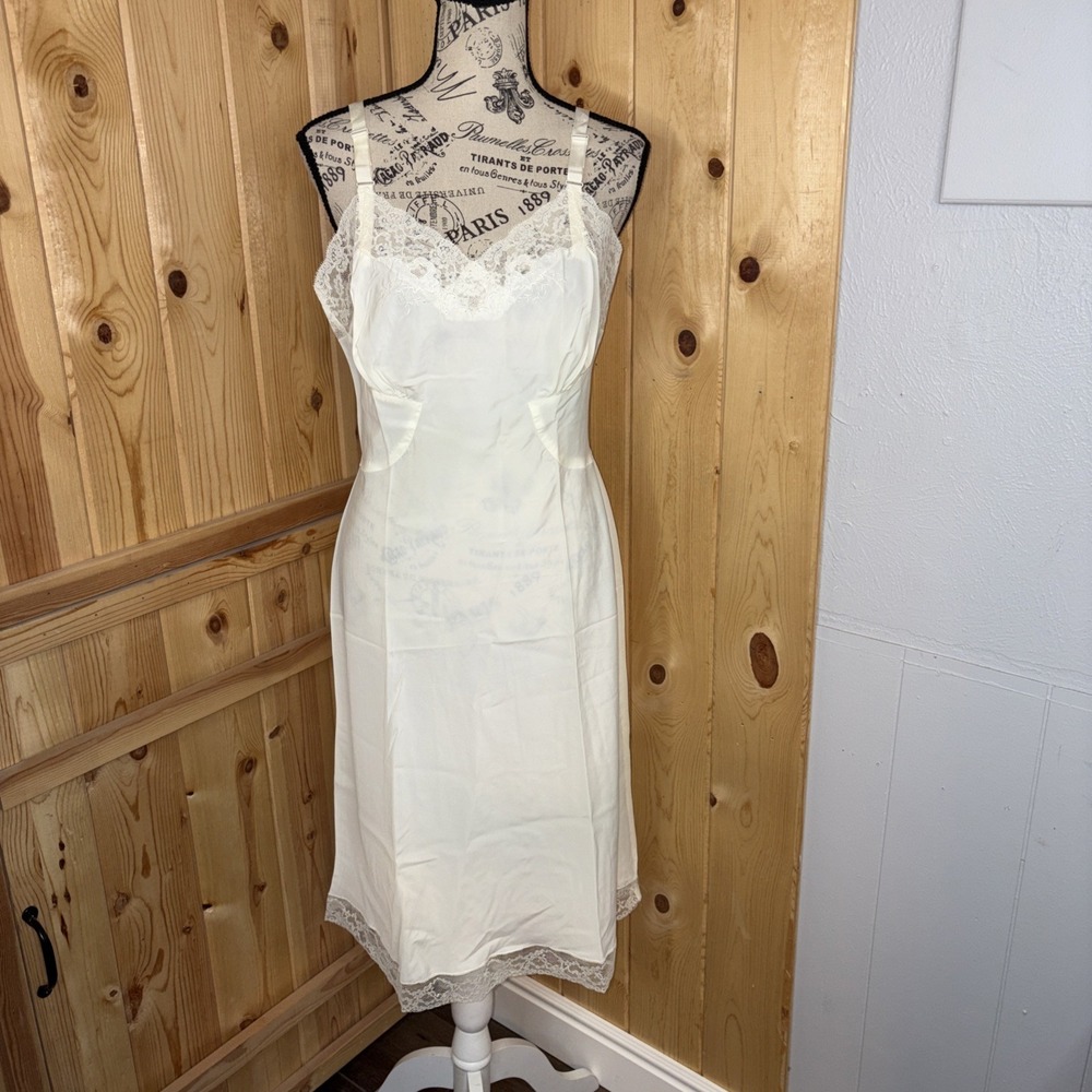 Vintage 50s BARBIZON Size 14 White Cream Full‎ Slip Nightgown "Crepe Remarque"